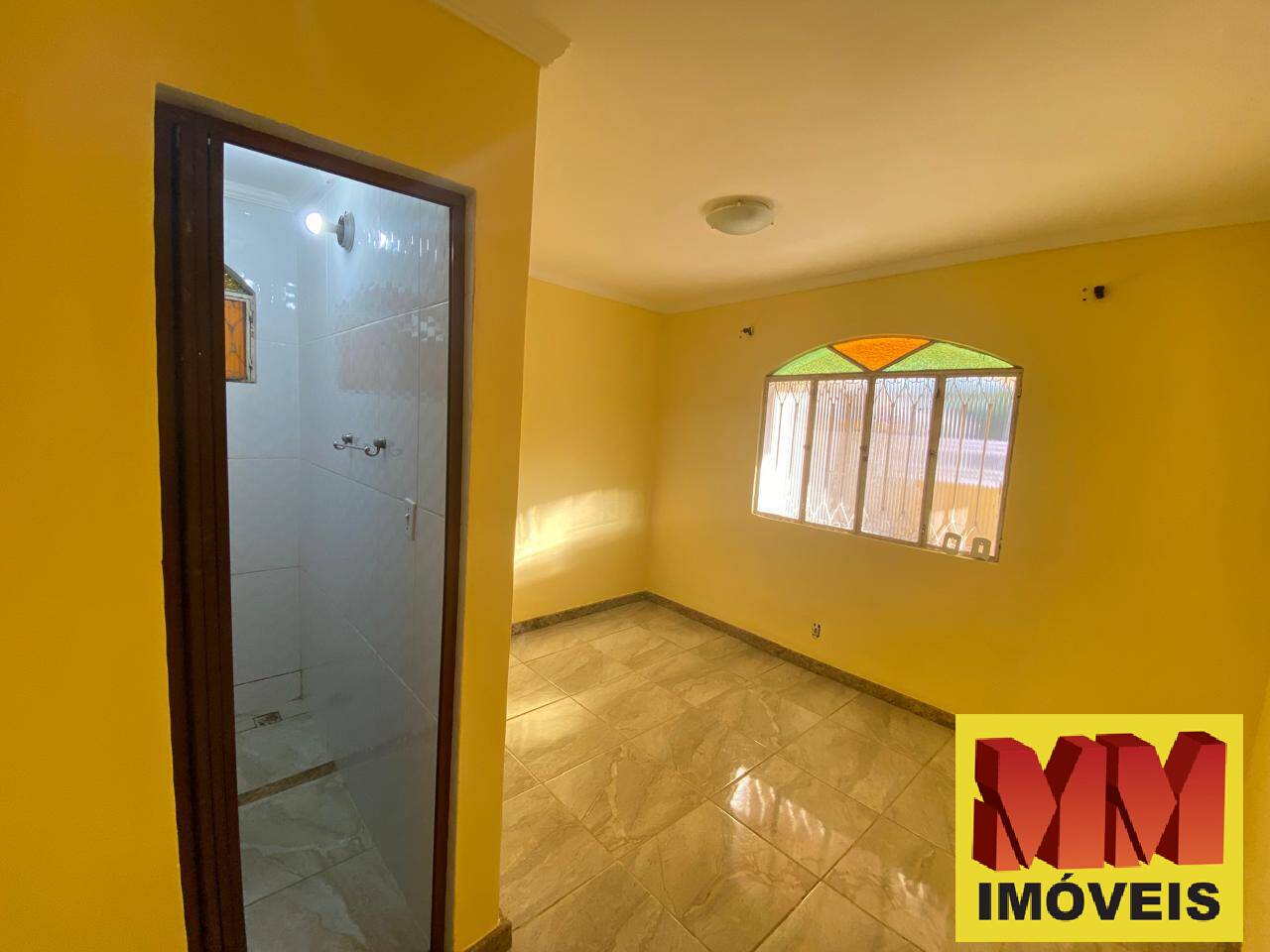 Casa à venda com 3 quartos, 220m² - Foto 8