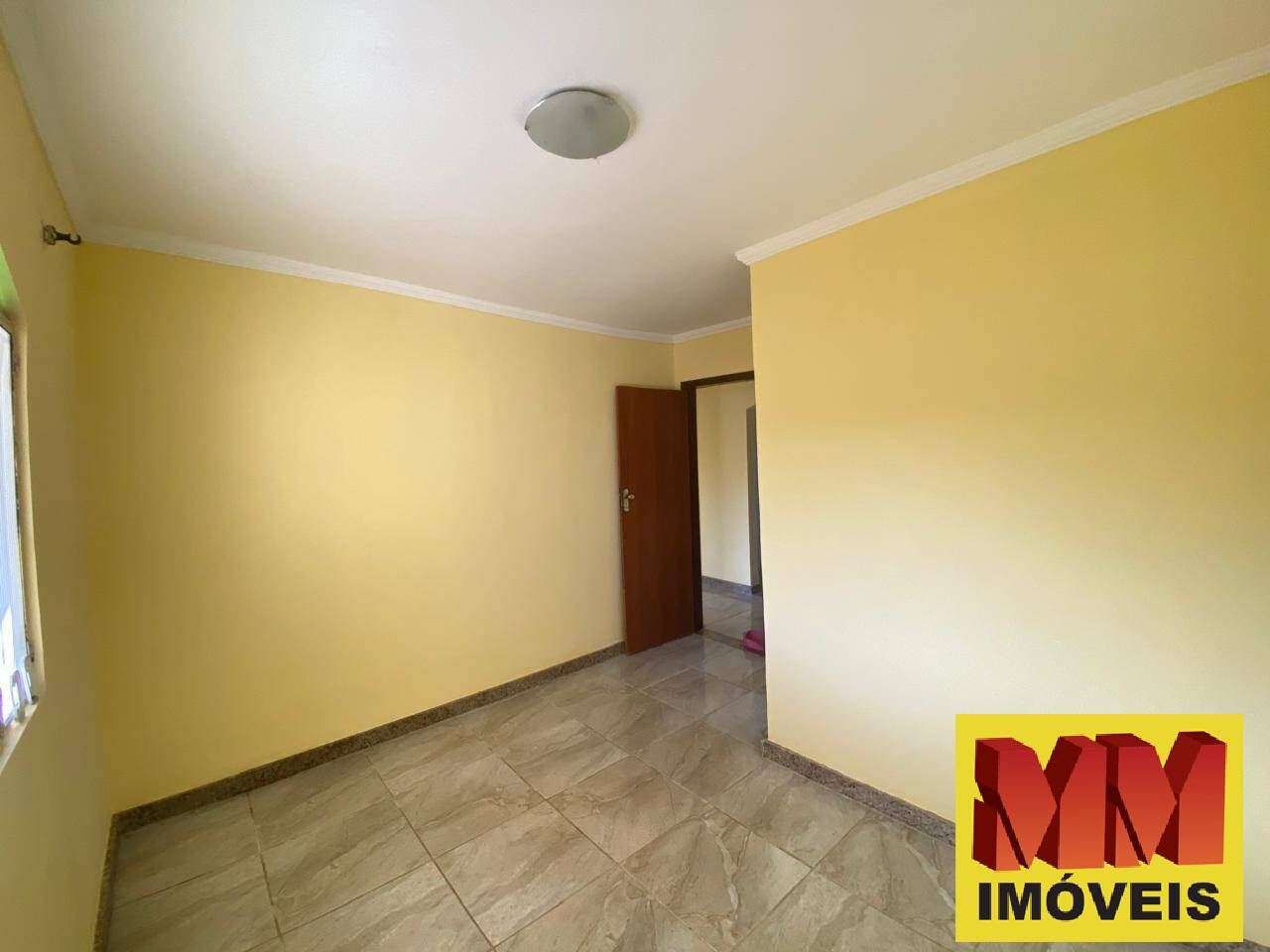 Casa à venda com 3 quartos, 220m² - Foto 9