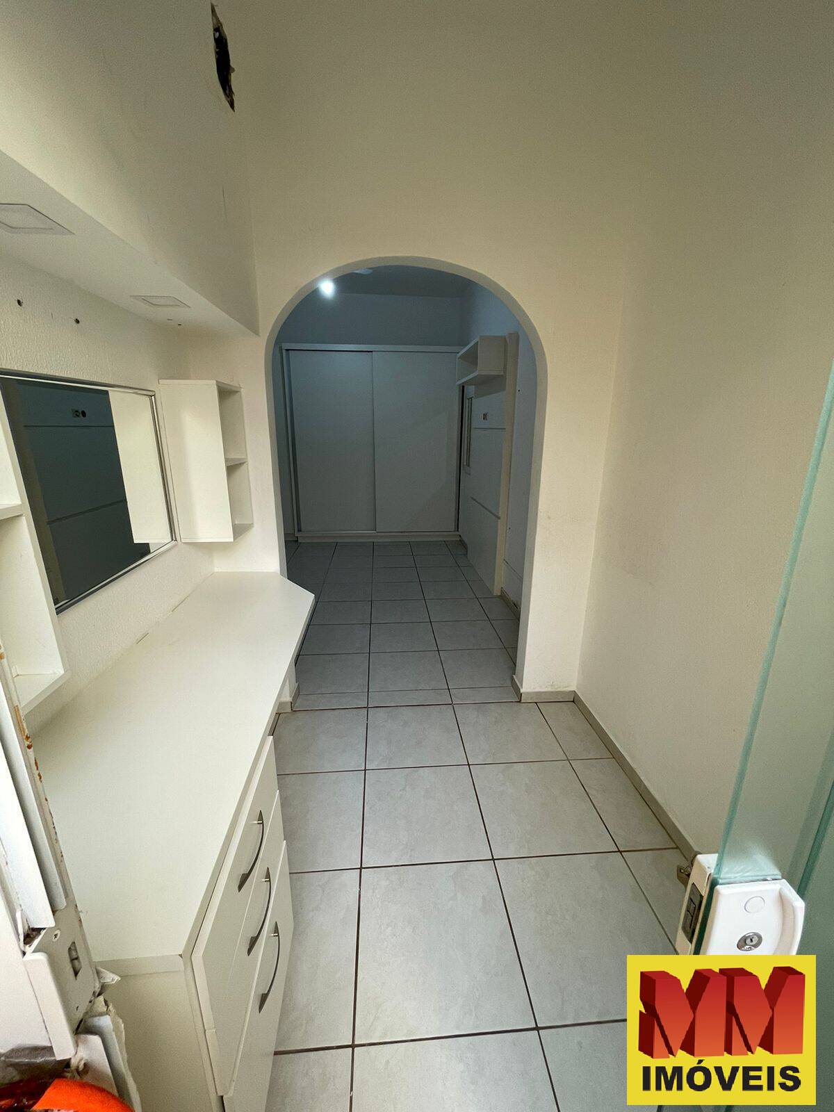 Apartamento à venda com 1 quarto, 46m² - Foto 3