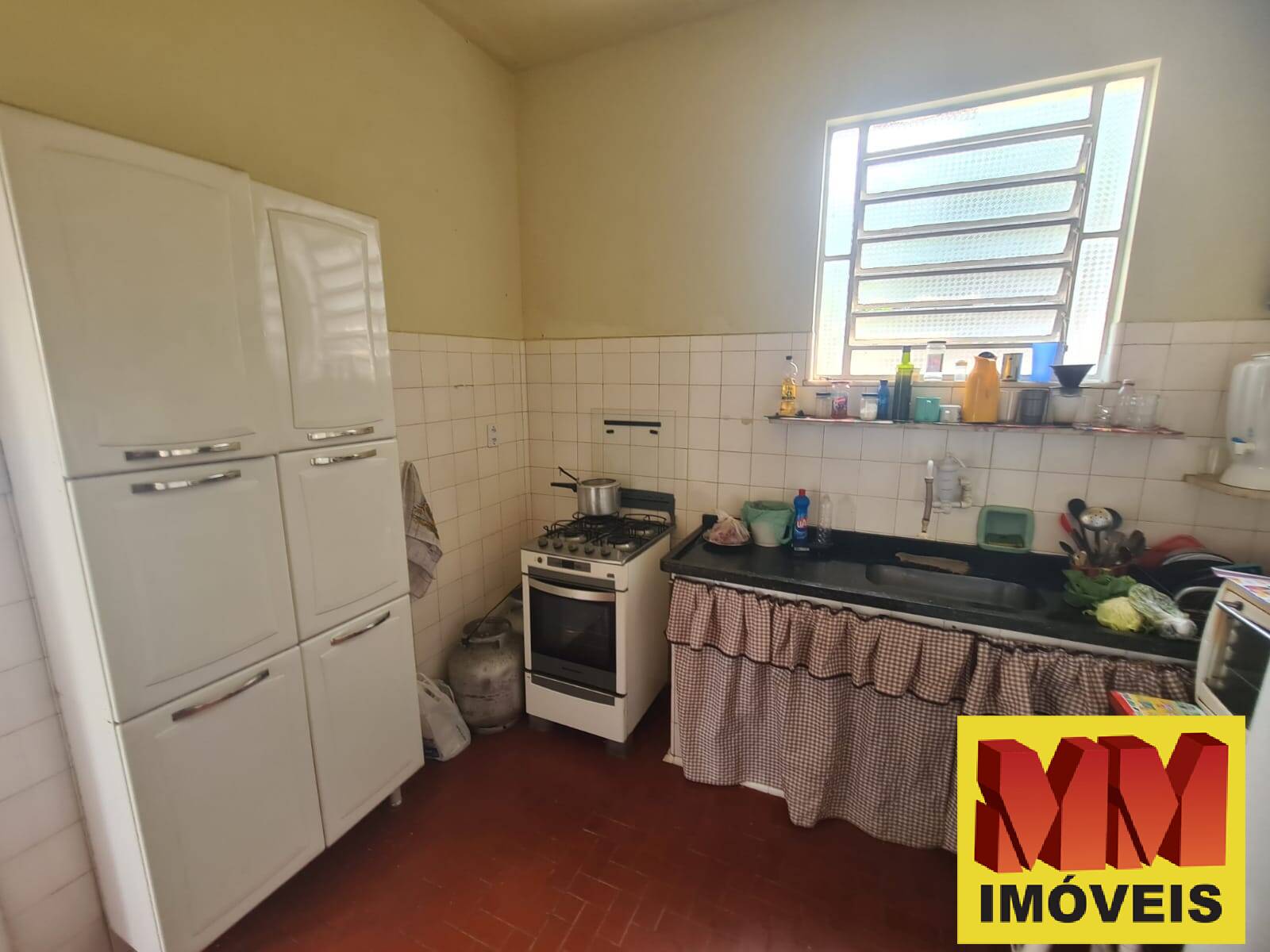 Casa à venda com 4 quartos, 230m² - Foto 25