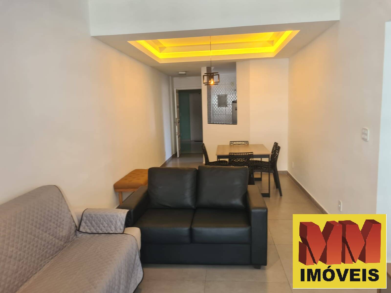 Apartamento à venda com 2 quartos, 69m² - Foto 4