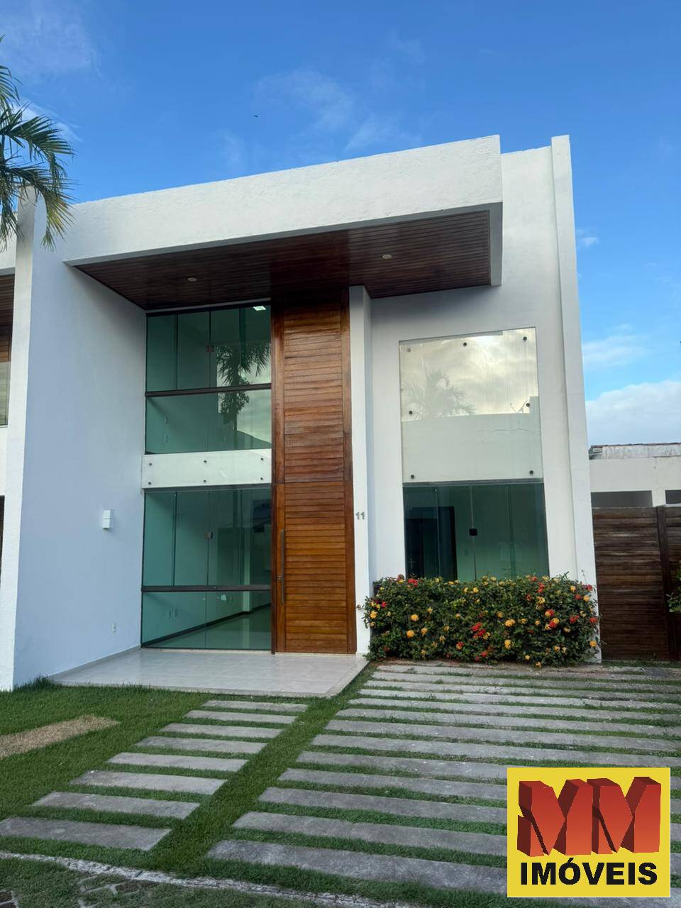 Casa de Condomínio para alugar com 4 quartos, 125m² - Foto 2