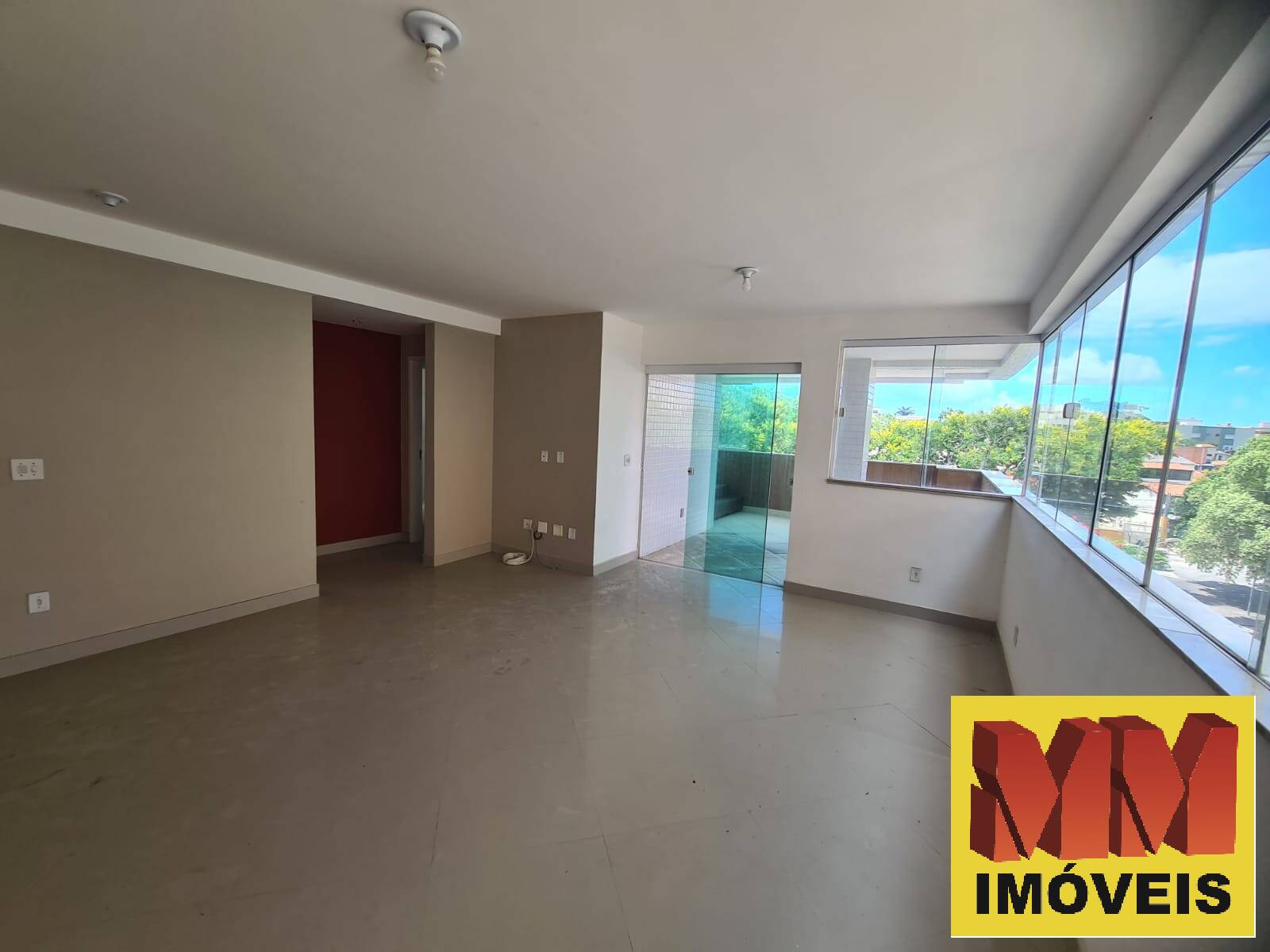 Apartamento à venda com 3 quartos, 124m² - Foto 3