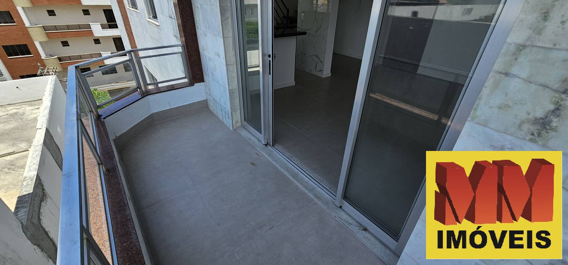 Cobertura à venda com 3 quartos, 180m² - Foto 3