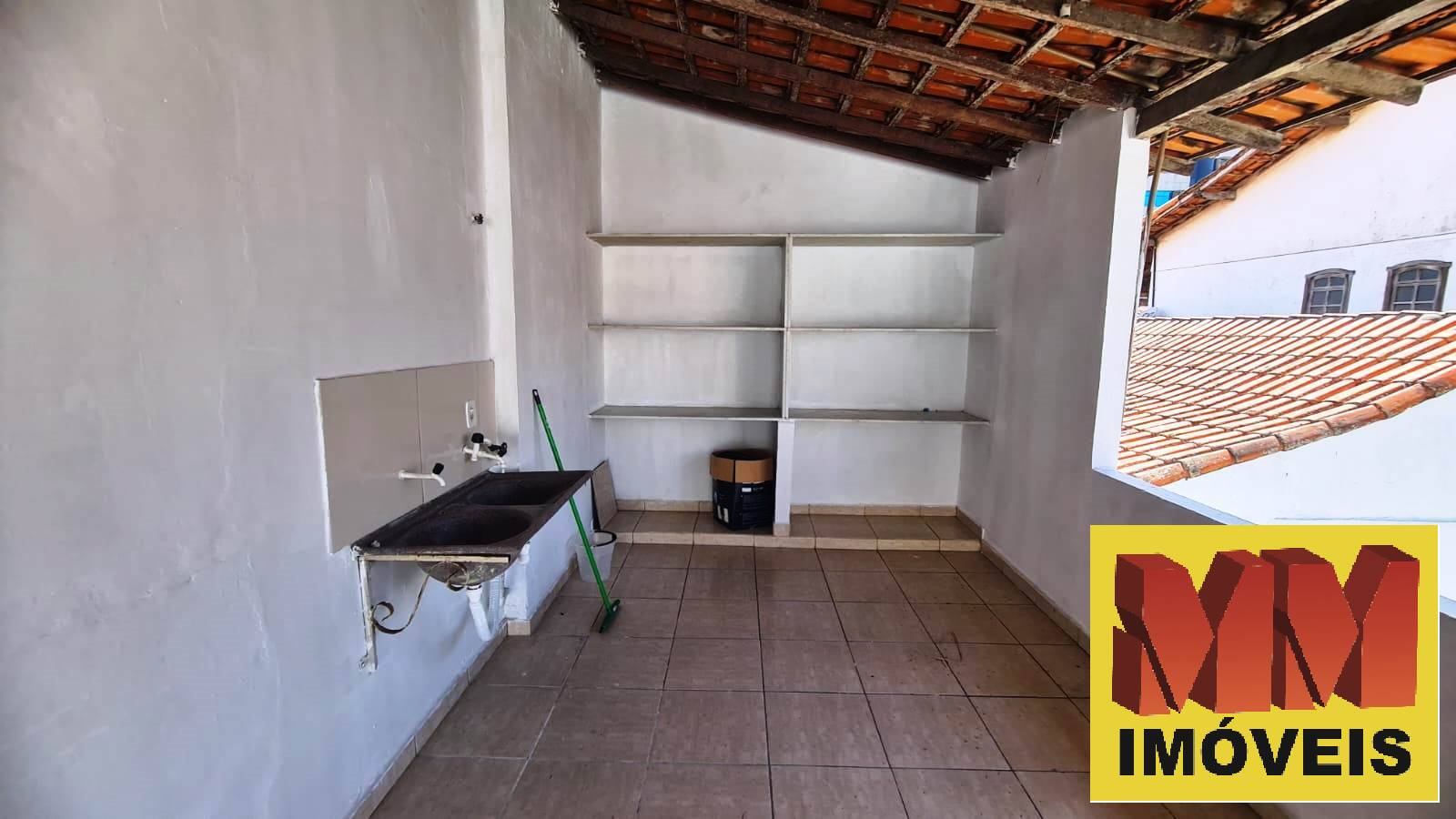 Casa para alugar com 2 quartos, 120m² - Foto 26