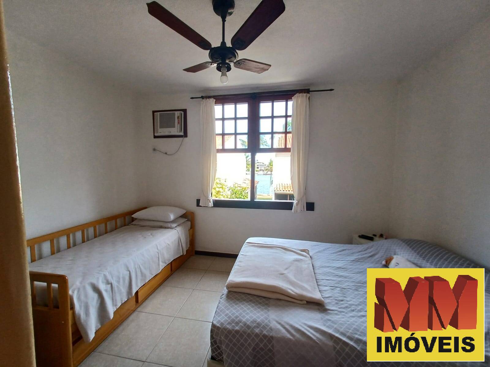 Casa de Condomínio à venda com 2 quartos, 100m² - Foto 13