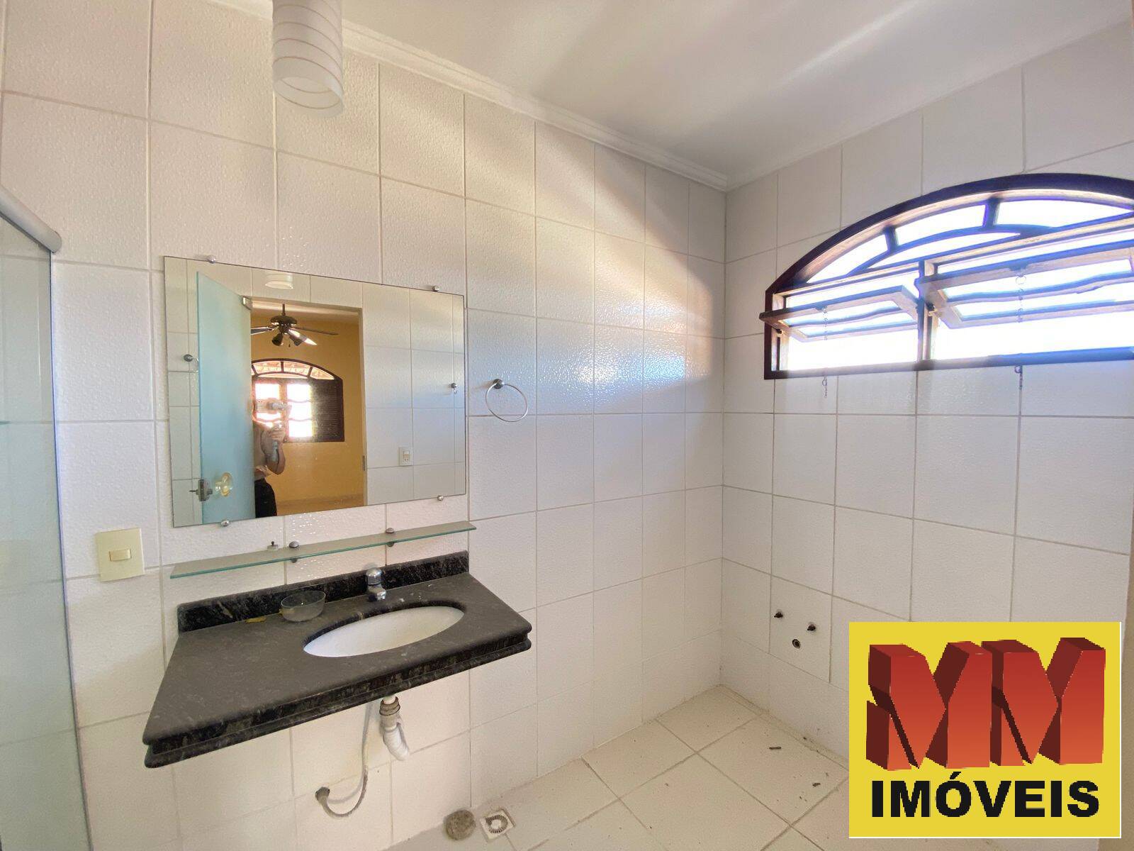 Casa de Condomínio à venda com 3 quartos, 213m² - Foto 18