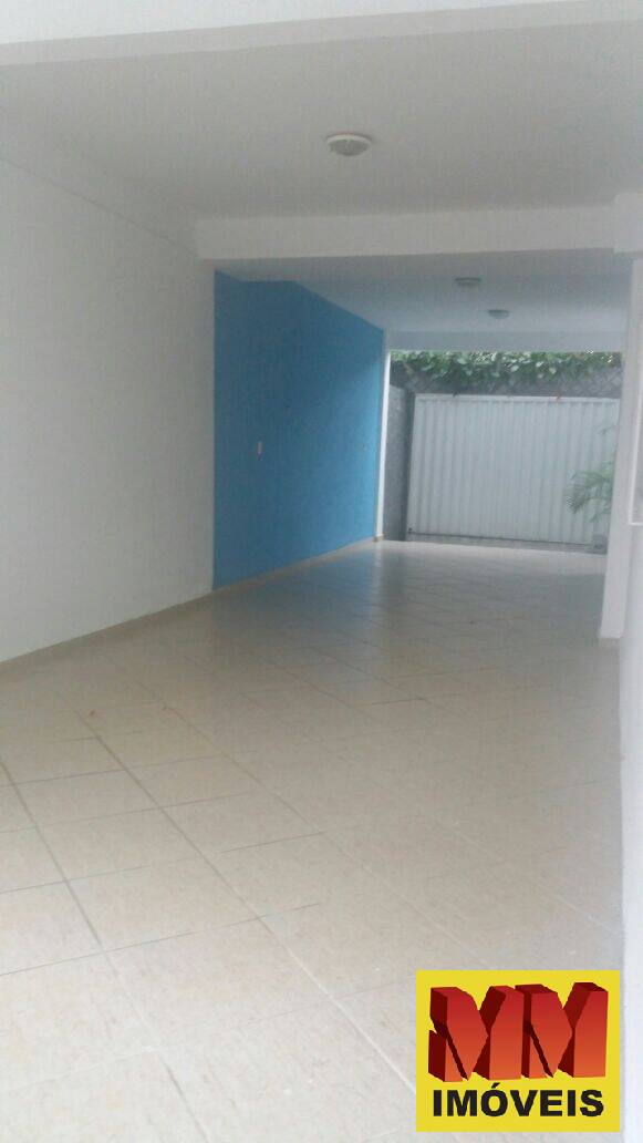 Casa para alugar com 9 quartos, 310m² - Foto 3