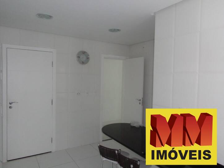 Apartamento à venda com 3 quartos, 130m² - Foto 10